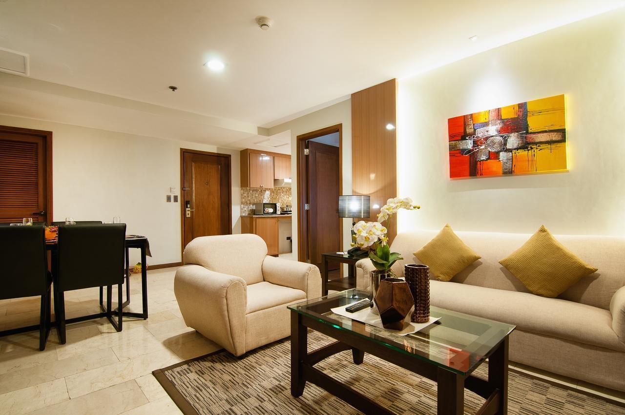Fernandina 88 Suites Hotel كويزون سيتي المظهر الخارجي الصورة