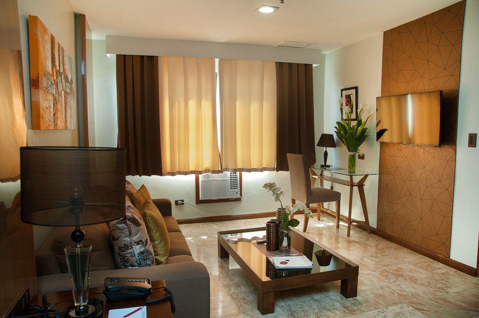 Fernandina 88 Suites Hotel كويزون سيتي المظهر الخارجي الصورة