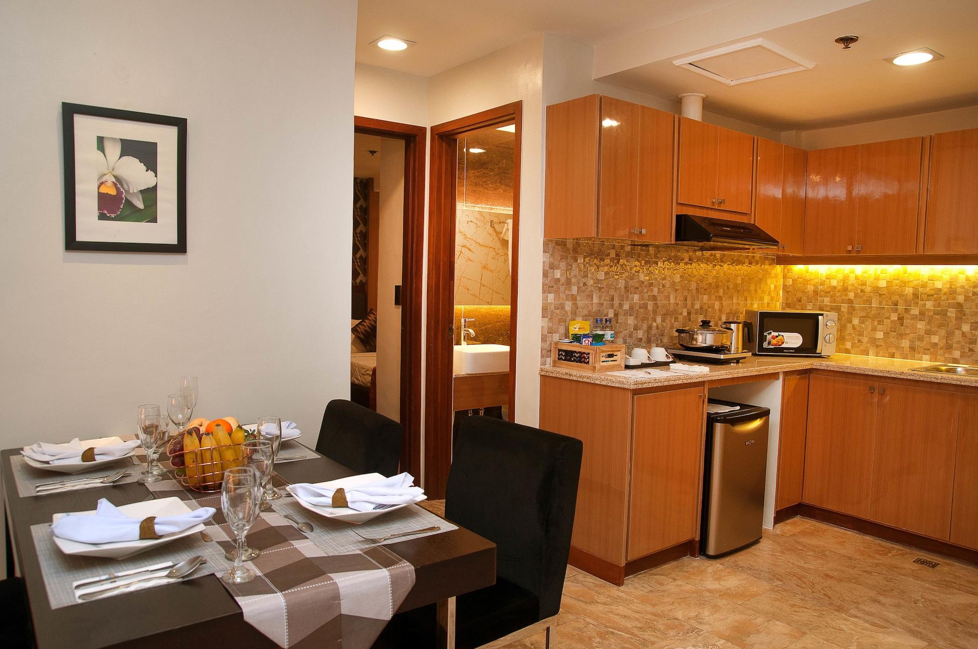 Fernandina 88 Suites Hotel كويزون سيتي المظهر الخارجي الصورة