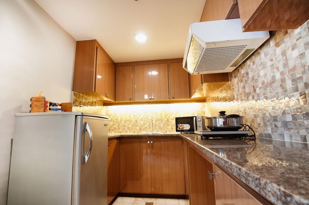 Fernandina 88 Suites Hotel كويزون سيتي المظهر الخارجي الصورة