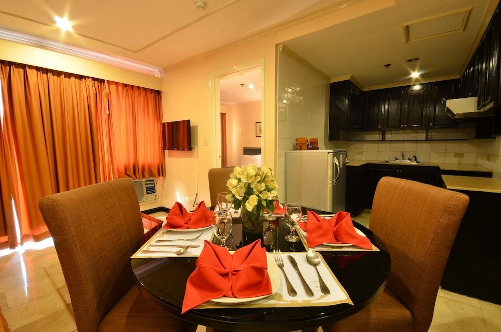 Fernandina 88 Suites Hotel كويزون سيتي المظهر الخارجي الصورة