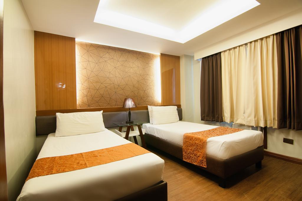 Fernandina 88 Suites Hotel كويزون سيتي المظهر الخارجي الصورة
