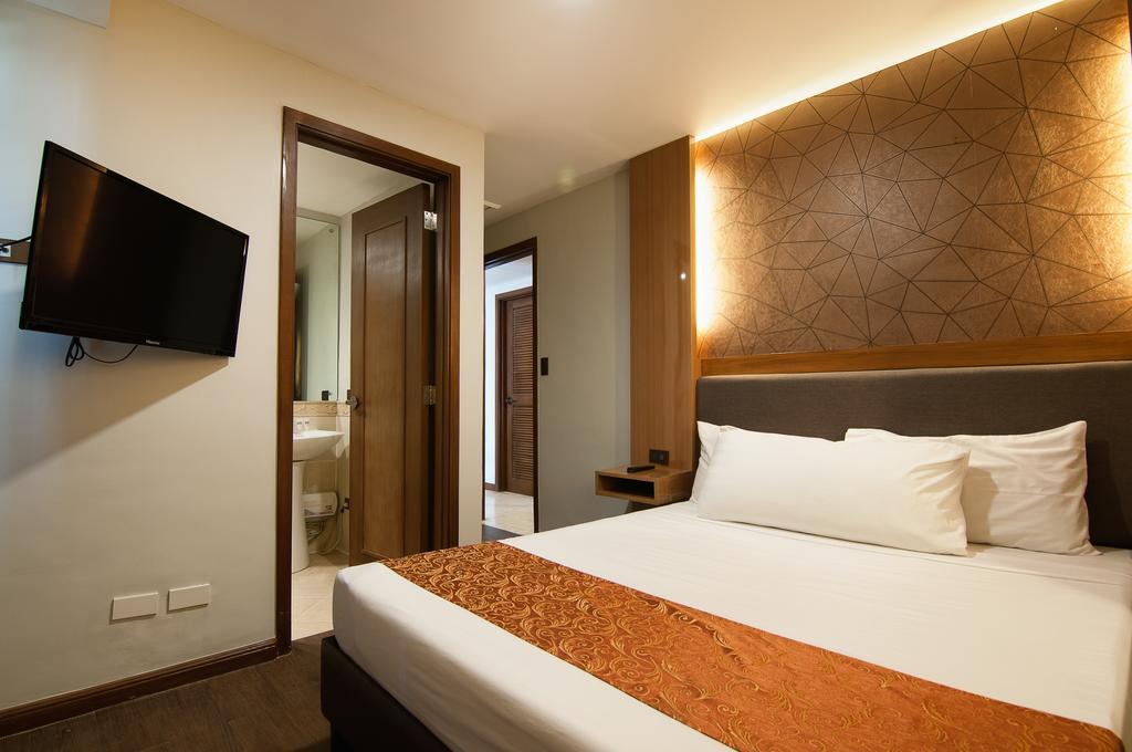Fernandina 88 Suites Hotel كويزون سيتي المظهر الخارجي الصورة