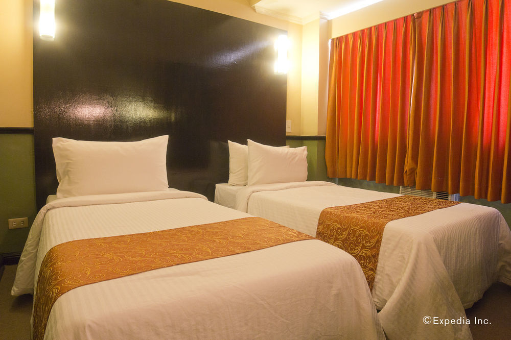 Fernandina 88 Suites Hotel كويزون سيتي المظهر الخارجي الصورة