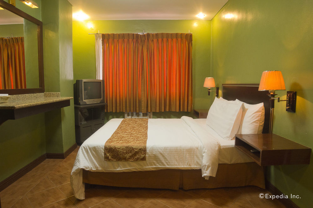 Fernandina 88 Suites Hotel كويزون سيتي المظهر الخارجي الصورة