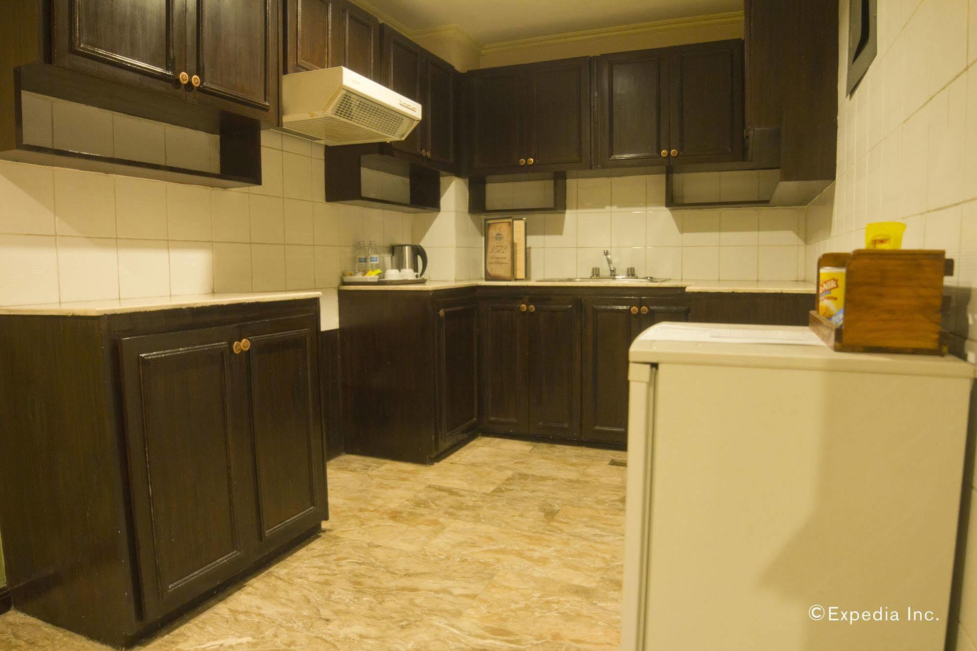 Fernandina 88 Suites Hotel كويزون سيتي المظهر الخارجي الصورة